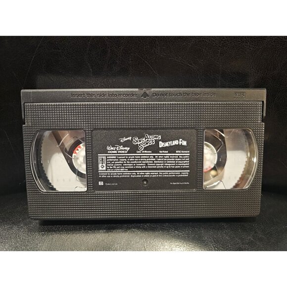 Lot Of 2 Disney's Sing Along Songs VHS- Small Word & Disney Very Merry Christmas - Picture 15 of 15